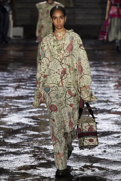 Look 82